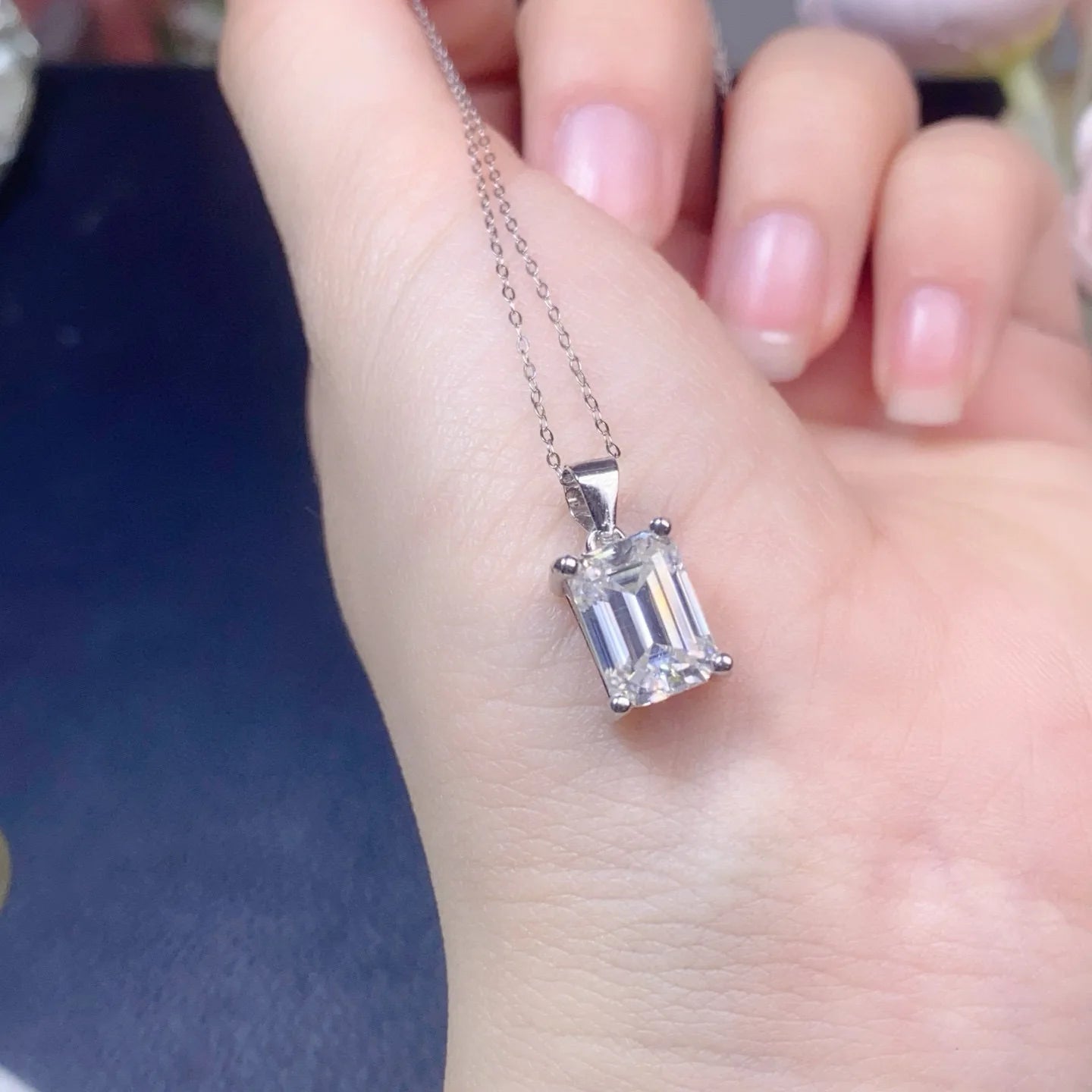 אביגיל | שרשרת מואיסנייט חיתוך אמרלד