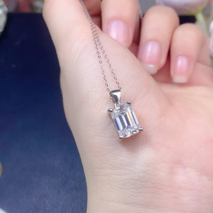 אביגיל | שרשרת מואיסנייט חיתוך אמרלד