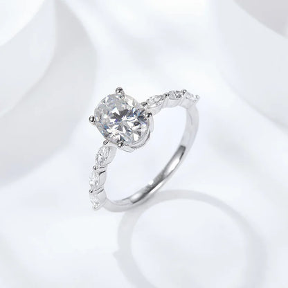 לינה | טבעת מוסונייט אובלי 2 קראט