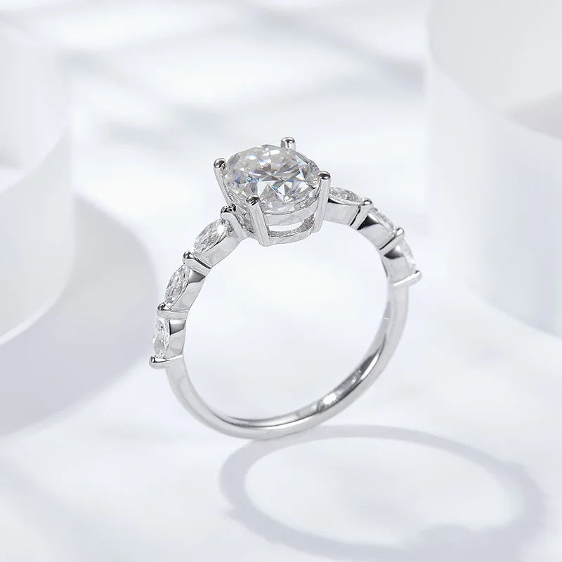 לינה | טבעת מוסונייט אובלי 2 קראט