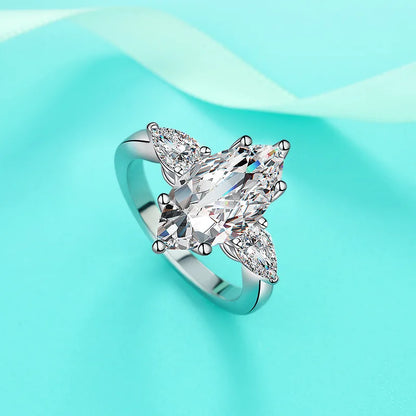 נועה | טבעת מוסונייט מרקיז 3 קראט