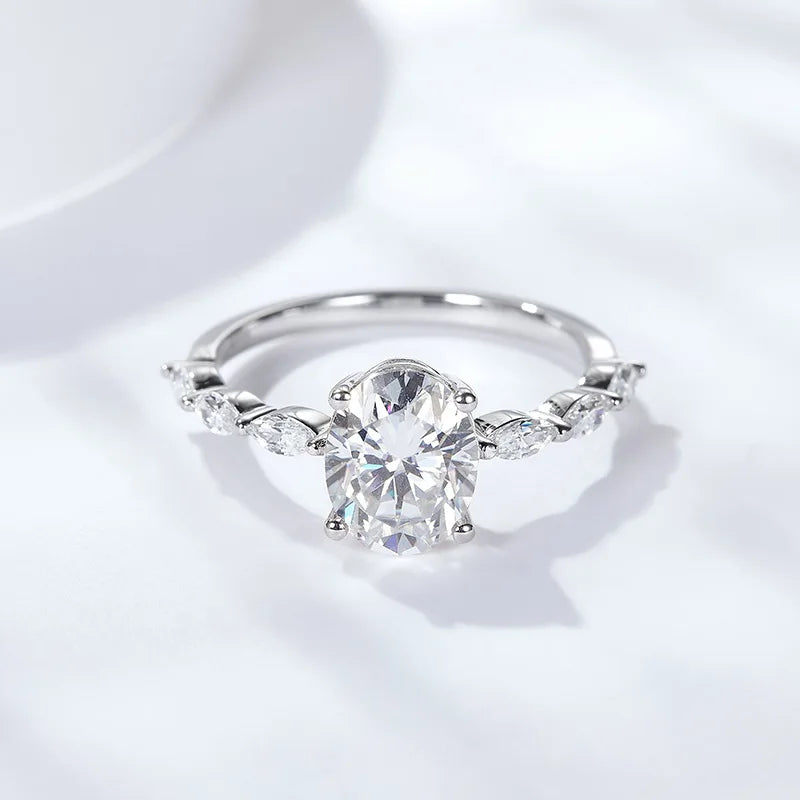 לינה | טבעת מוסונייט אובלי 2 קראט