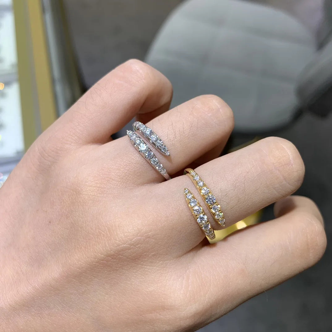 שקד | טבעת מוסונייט פתוחה בעיצוב כפול