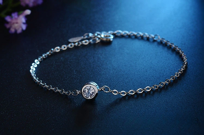 הילה | צמיד מואסנייט עדין בעיצוב קלאסי 