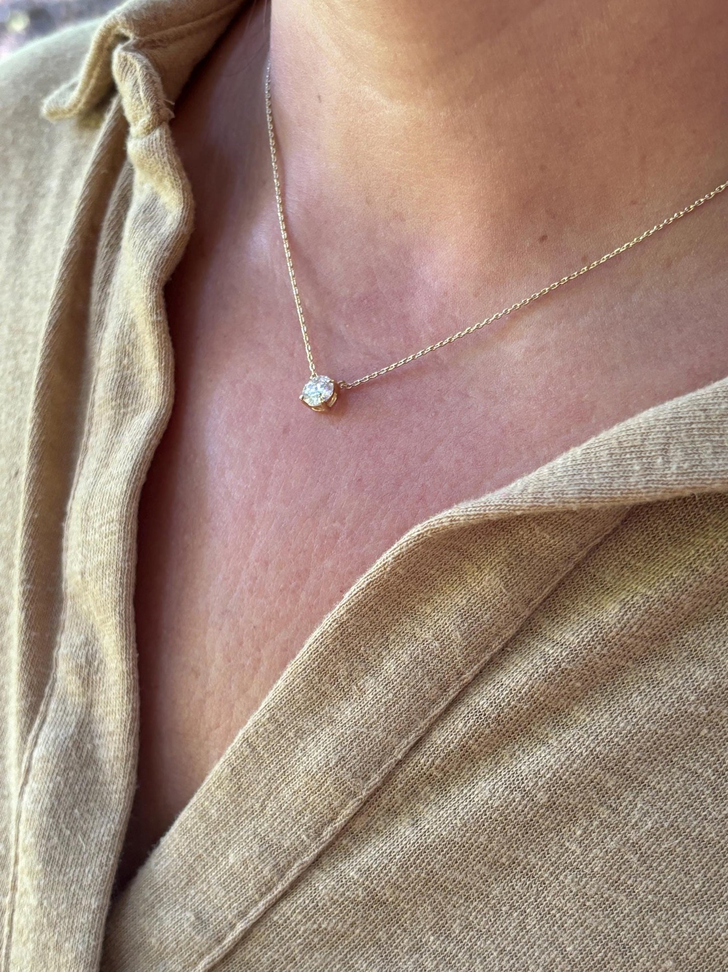 שיר | שרשרת מוסונייט קלאסית ונוצצת