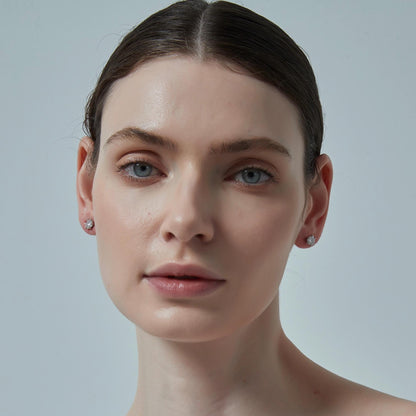 ליאן | עגילי מואסנייט עגולים ועדינים